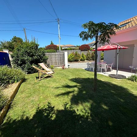 Maisonnette Confortable A Pornic Bagian luar foto