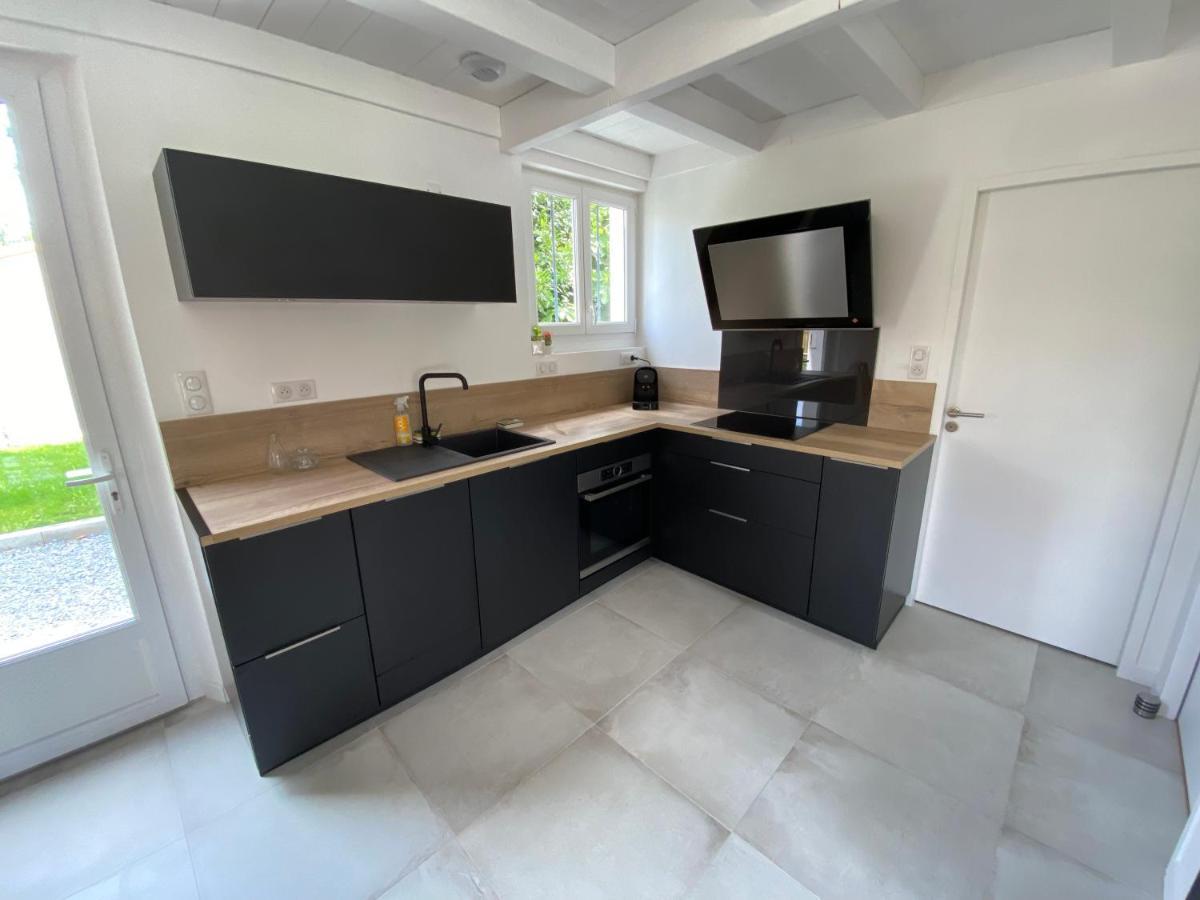 Maisonnette Confortable A Pornic Bagian luar foto