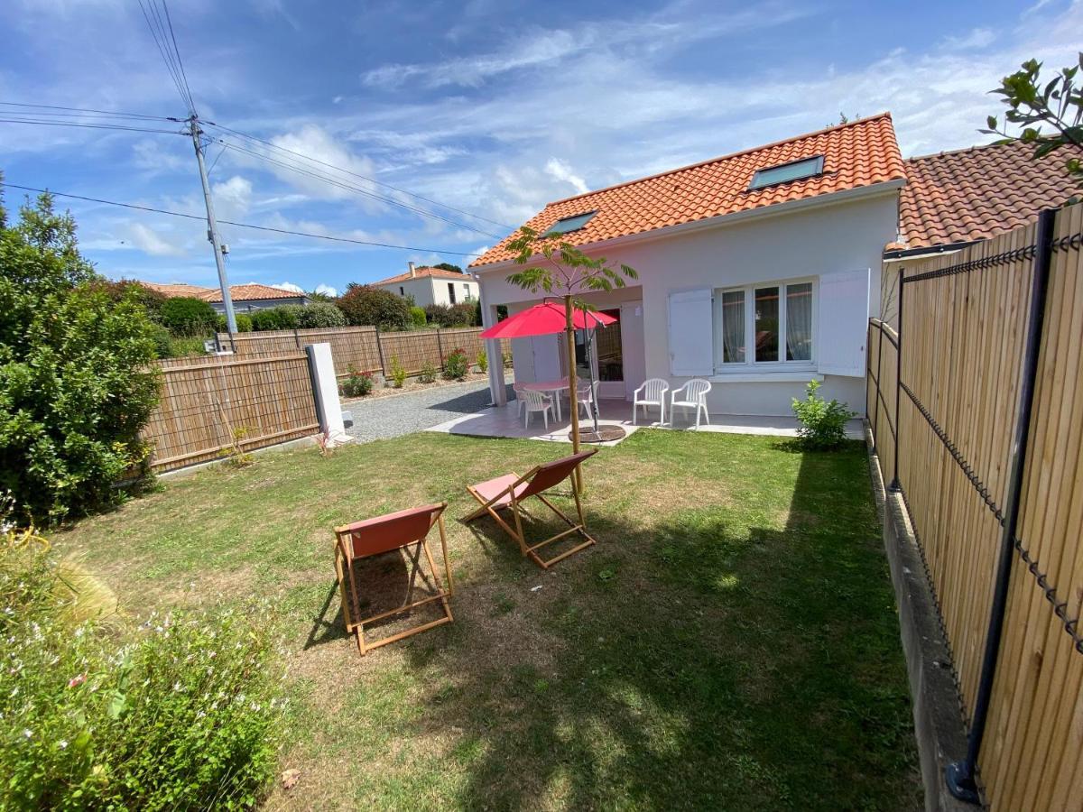 Maisonnette Confortable A Pornic Bagian luar foto